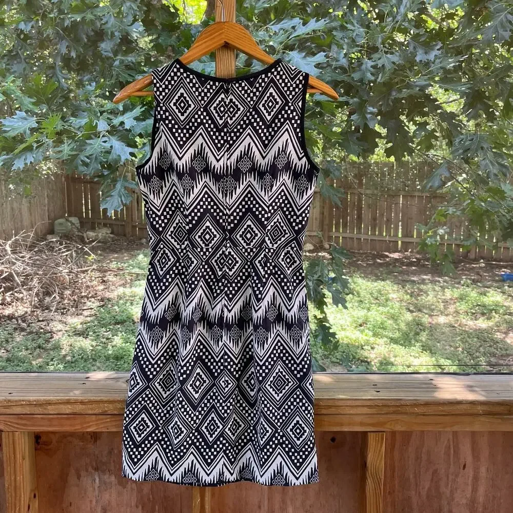 J.Crew Women's Black & White Printed Sleeveless Sheath Dress Size 0